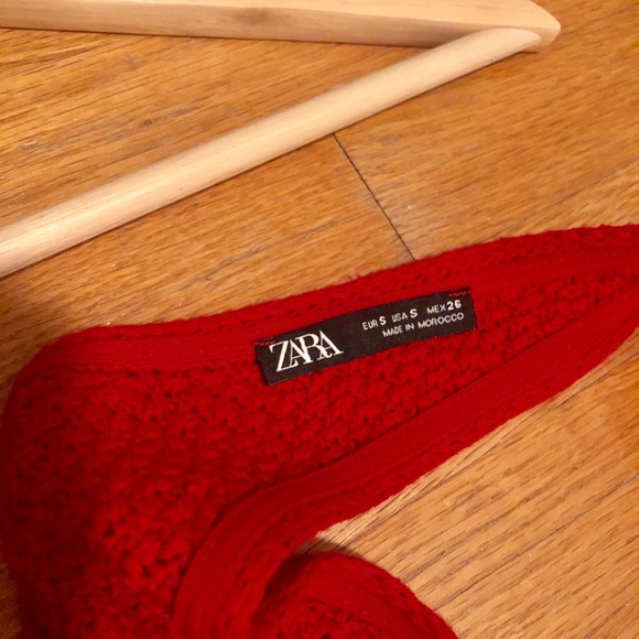 Red Zara dress - never worn! - Picture 2 of 2